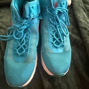 Nike Women’s Light Blue Mesh Ankle Bootie Sneakers